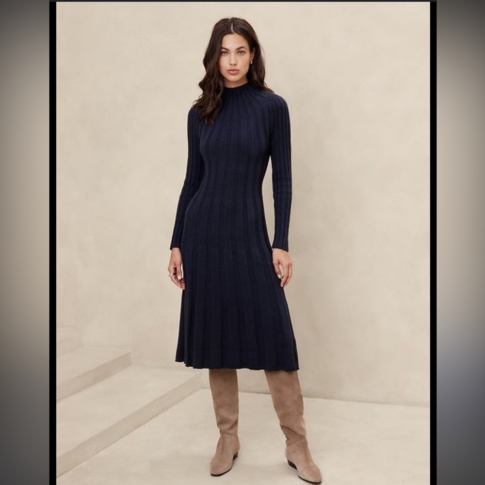 Banana Republic Ribbed Midi Sweater Dress - Size XS, Brand New (No Tag)